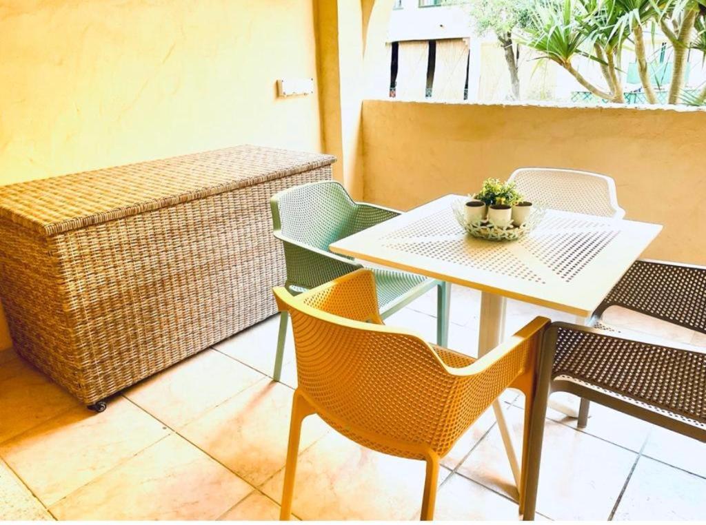 Estupendo Apartamento Urbanizacion Jardines De Zahara. Zahara De Los Atunes Exterior foto