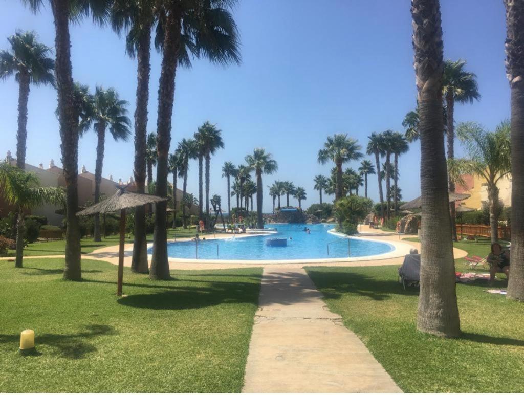 Estupendo Apartamento Urbanizacion Jardines De Zahara. Zahara De Los Atunes Exterior foto
